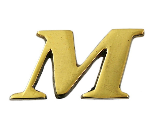 黄铜金色大写字母M